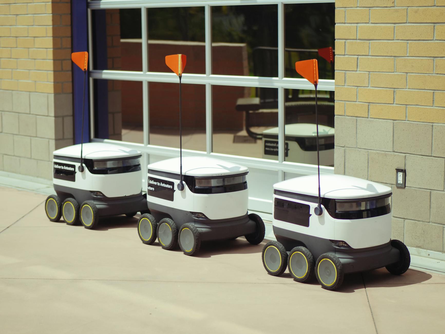 Agentic AI and Autonomous Systems: Revolutionizing Finance and Supply Chain Management